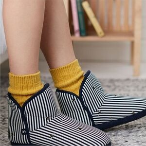 Joules Black Bee Stripe Cabin Luxe Slipper Boot Size 7/8 NWT